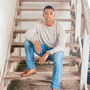 Meet your Posher, Christian